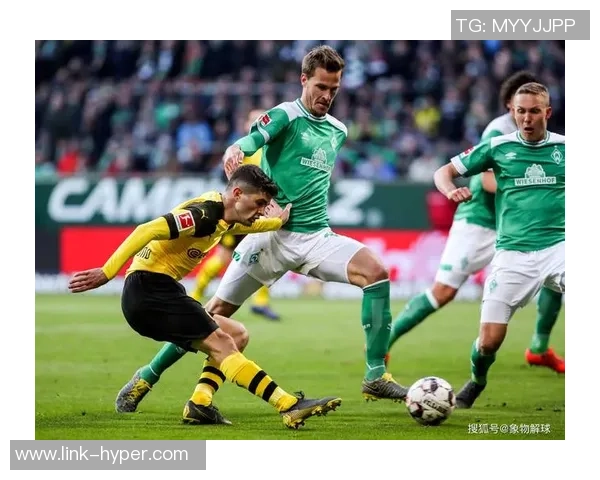 德甲经典对决回顾多特蒙德与沙尔克04的恩怨情仇与激烈较量